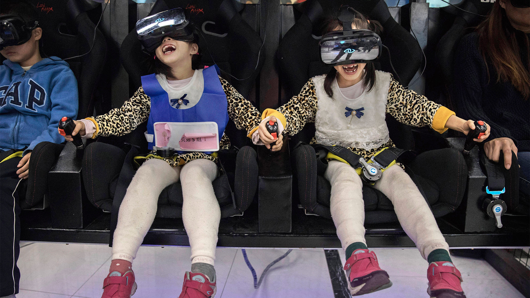 China's Virtual Reality Arcades Bring VR To The Masses