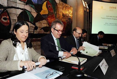 Roberto Maroni a l'acte d'ahir al MNAC.