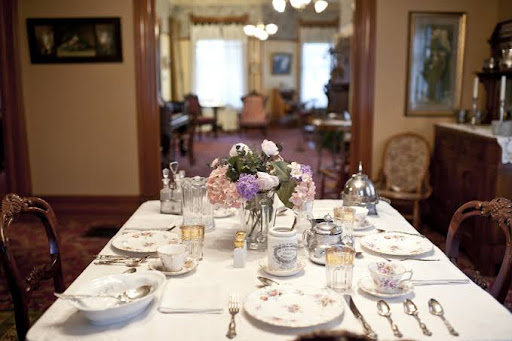 Tourist Attraction «Ernest Hemingway Birthplace», reviews and photos, 339 N Oak Park Ave, Oak Park, IL 60302, USA