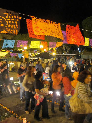 Dia de los Muertos altars