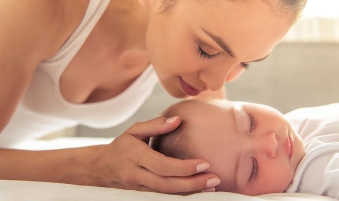Запах младенцев успокаивает мужчин и повышает агрессию у женщин