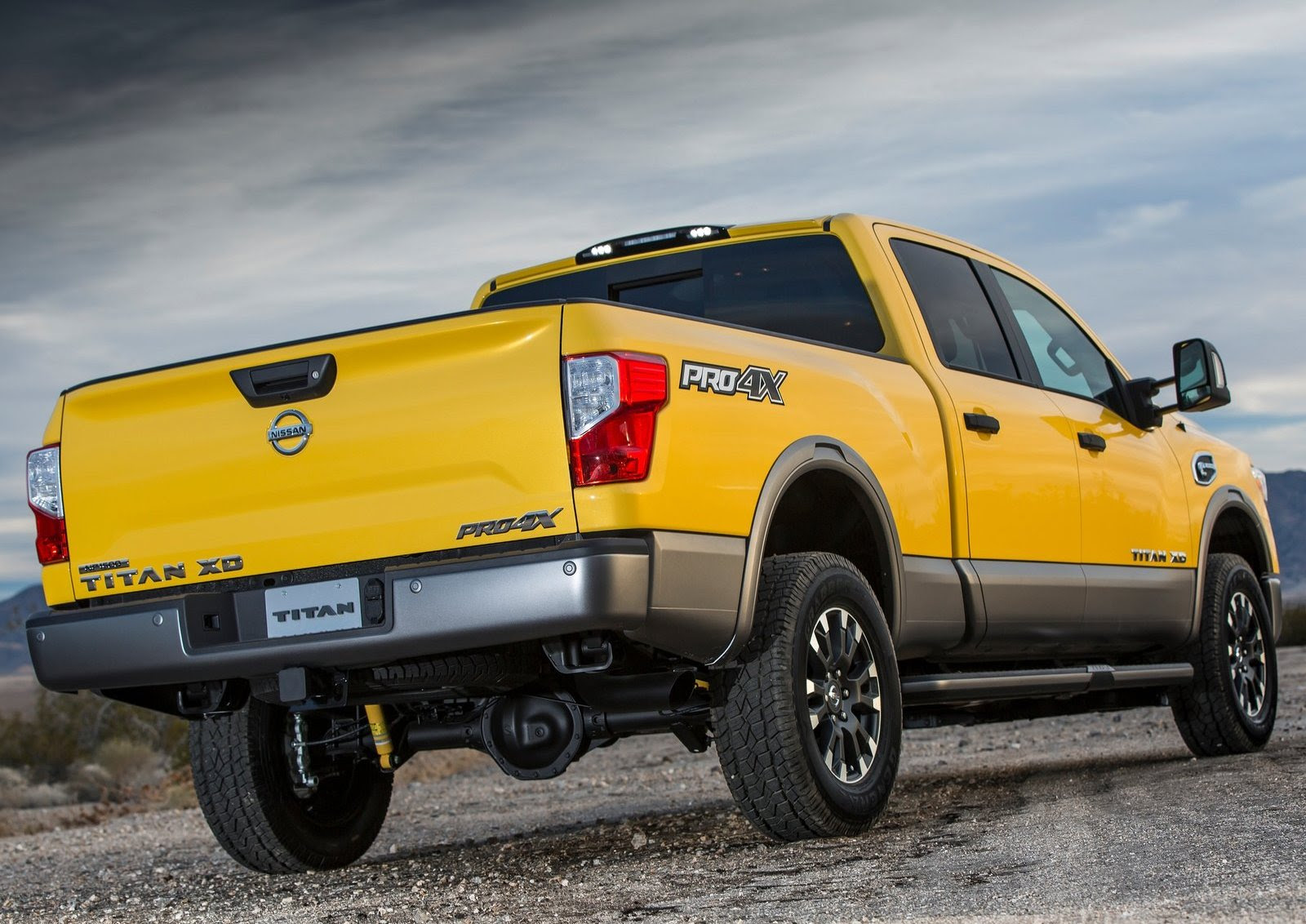 2016 Nissan Titan XD Brings Diesel Goodness Into Focus – Video ... 2016 Nissan Titan XD Brings Diesel Goodness Into Focus – Video ...