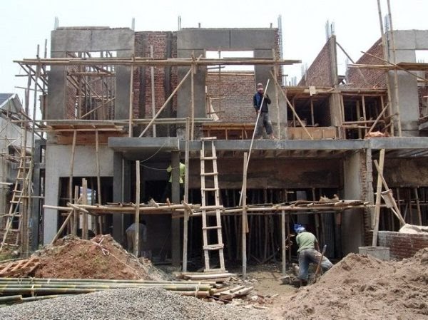Cara Menghitung Biaya Renovasi Rumah 2 Lantai - Sekitar Rumah