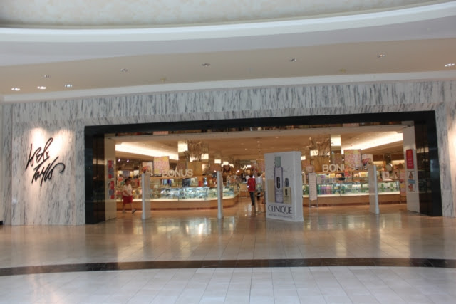Prada Bags: Louis Vuitton Bags In King Of Prussia Mall