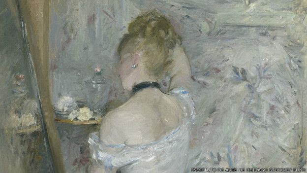 Mujer en su toilette, de Berthe Morisot.