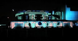 Tron_projection
