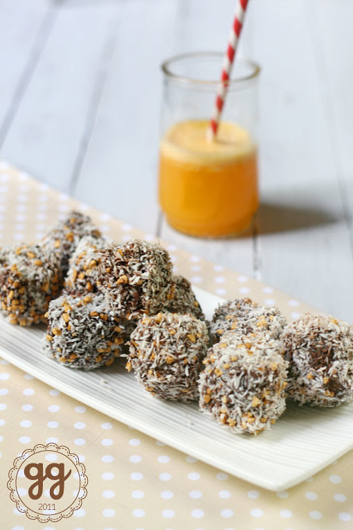 bocconcini di banana al cioccolato e cocco