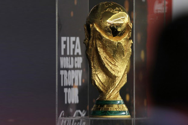 6- بلغت تكلفة إنشاء هذه الكأس وقتها 50 ألف دولار، وأصبحت قيمته الحالية ما تعادل 10 مليون دولار. 6- بلغت تكلفة إنشاء هذه الكأس وقتها 50 ألف دولار، وأصبحت قيمته الحالية ما تعادل 10 مليون دولار.