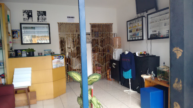Estr. São Francisco, 851 - Casa 2 - Vila Sonia, Taboão da Serra - SP, 06765-000, Brasil