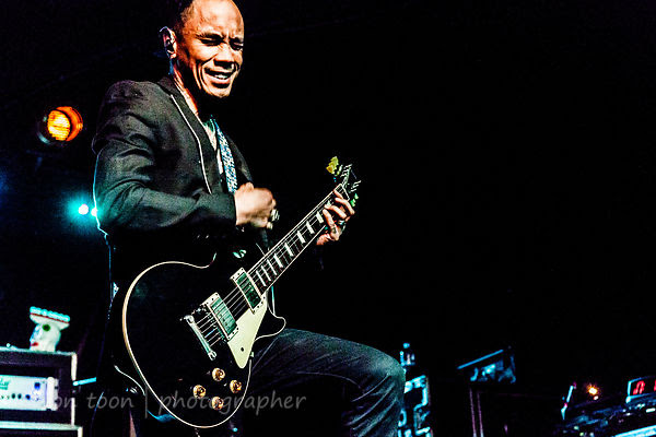 Stevie D., guitar, Buckcherry