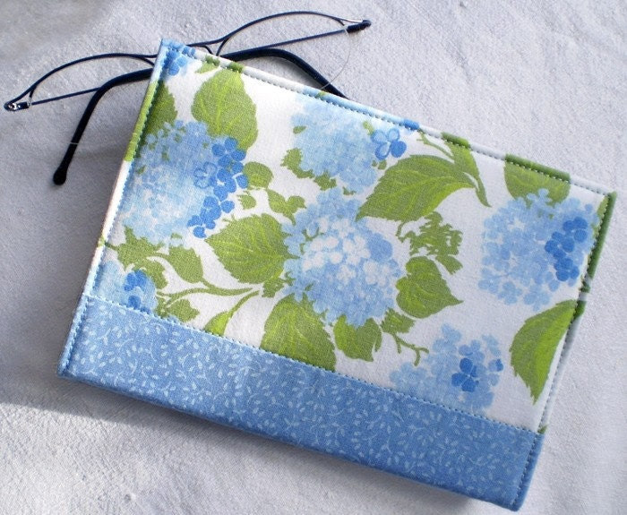 Fabric Journal - Vintage Blue Hydrangea - Handmade Fabric Covered A6 Notebook, Diary - Blue, Green, White and Turquoise Flowers - PatchworkMill