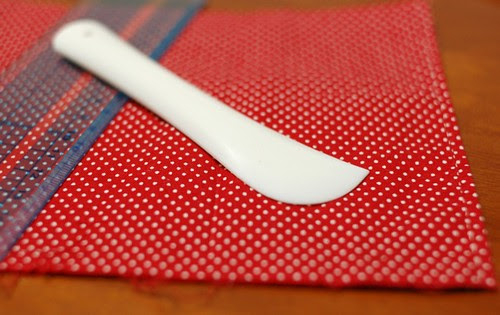 How to make a button pouch with two pockets 5