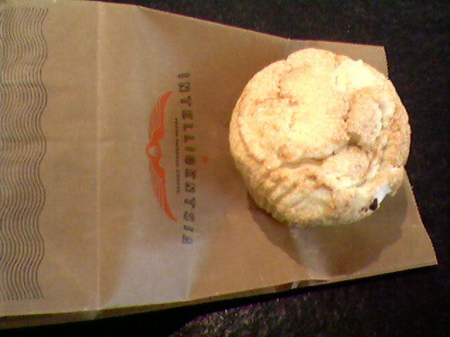 angel food cake muffin