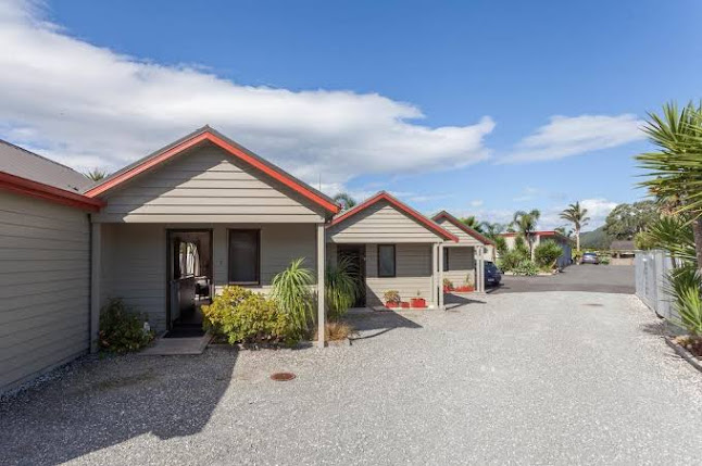 Tairua Shores Motel Open Times