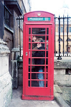 Rhett and Sarah in phone booth