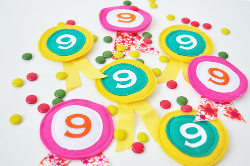 '9' broches