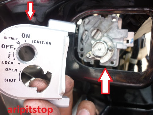 Cara Buka Jok Motor Vario Tanpa Kunci