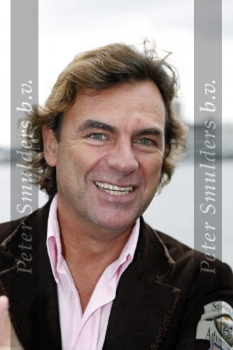Eddy Keur / De Reis Van Je Leven - Opening Credits With Bumber With