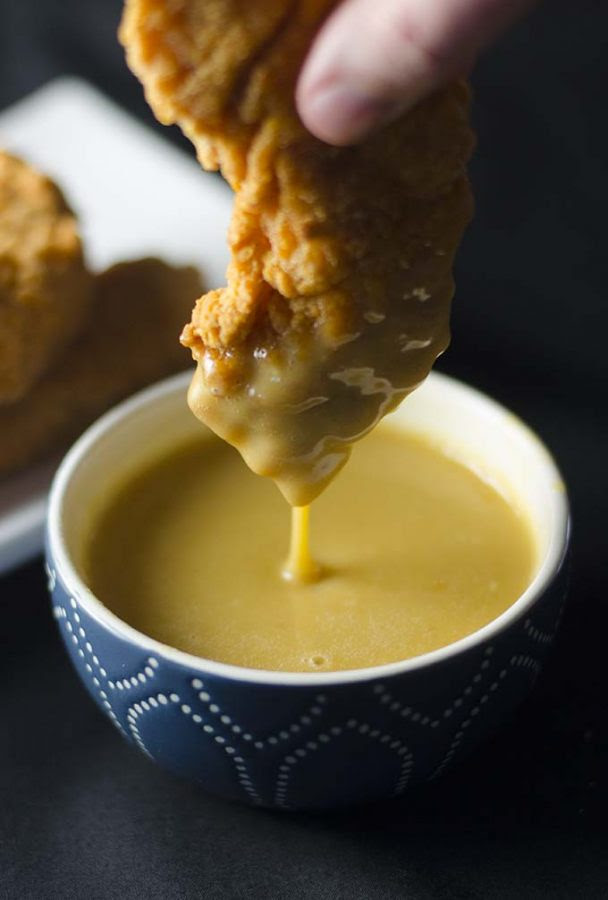 Love to tailgate? Check out this 30 second honey mustard sauce recipe!
