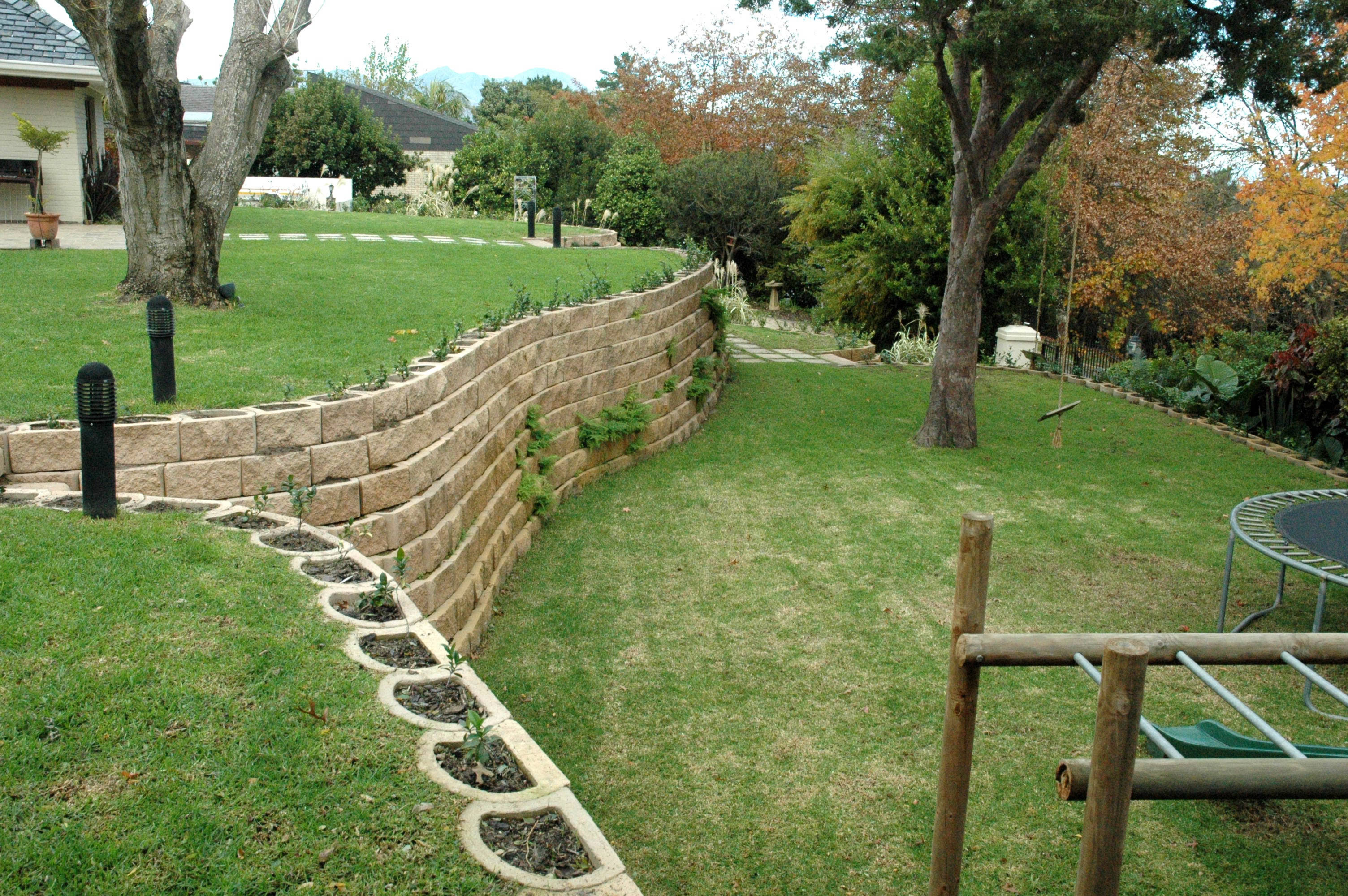 Landscape Retaining Wall Blocks - Landscape Ideas
