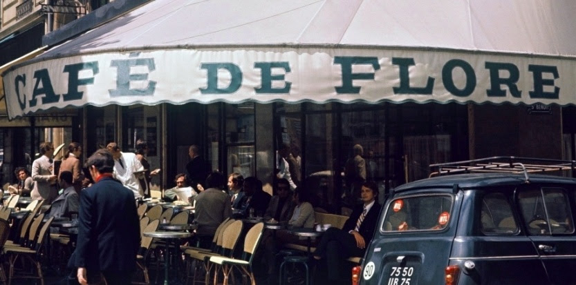 Le Café de Flore, à Paris, il y a longtemps. (Sipa)