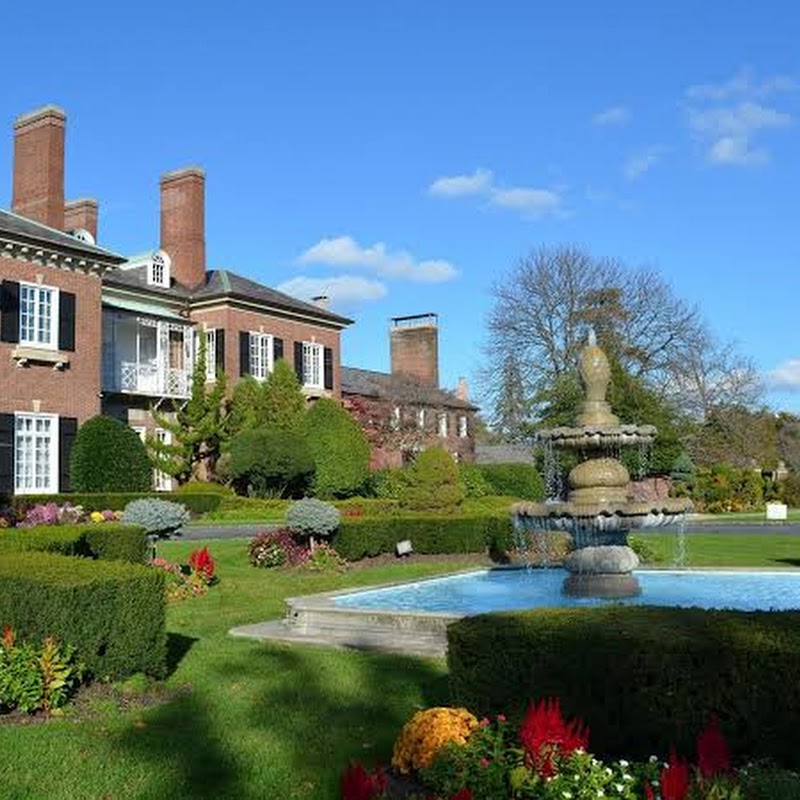 The Mansion at Glen Cove