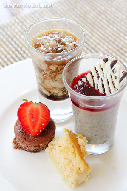 Coffee Taho, Black Sesame Pudding, Mango Cheesecake and Chocolate Cheesecake