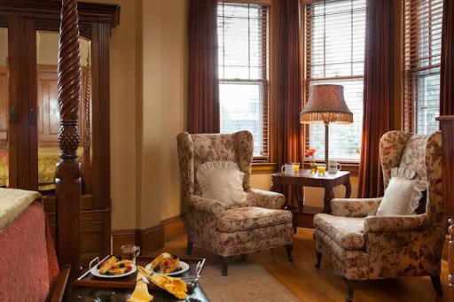 Bed & Breakfast «Lang House on Main Street Bed and Breakfast», reviews and photos, 360 Main St, Burlington, VT 05401, USA