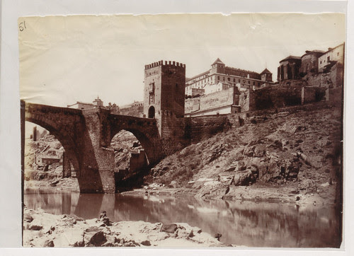 Puente de Alcántara, Alcázar y Río Tajo en 1883. Fotografía de Alfred Dismorr. The National Archives, Kew, Richmond, Surrey