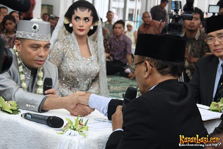KRISDAYANTI RAUL LEMOS RESMI MENIKAH