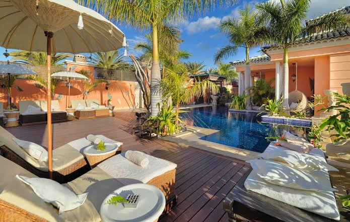 Hotel Royal Garden Villas