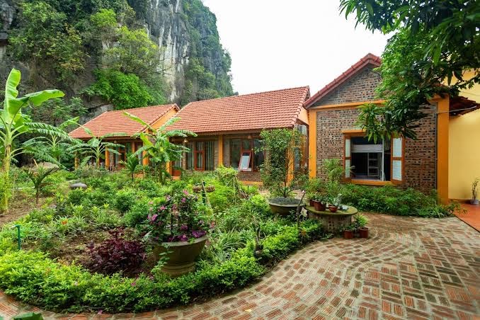 Tam Coc Mountain Bungalow