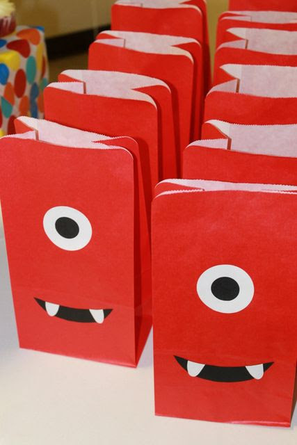 Gabba Gabba Goody Bags {or monster goodie bags for daxy's party!}
