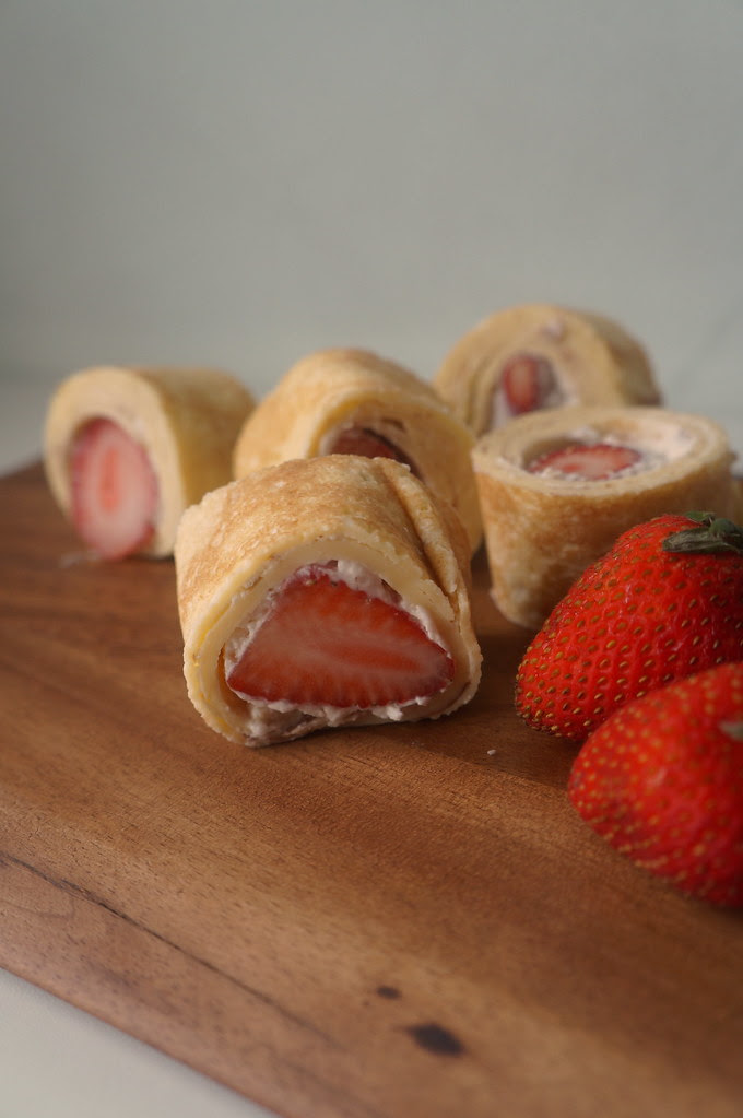 Strawberry Crepe Roll Recipe