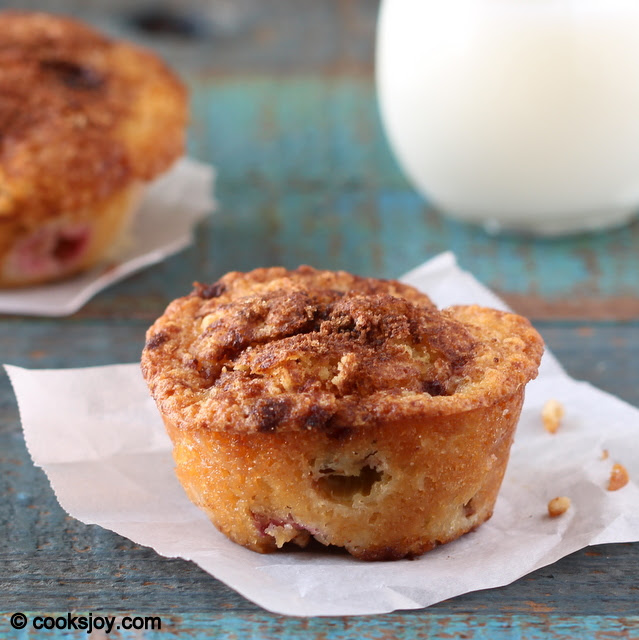 Rhubarb Muffins | Cooks Joy