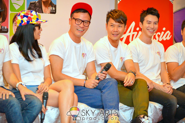 NTV7 Listen to The World 聆听世界 ft Debbie Frederick Adrian Karena Leslie Aenie Lawrence Kyo Jan