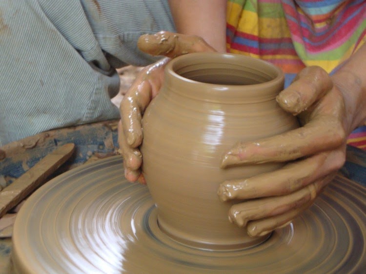 39+ Bahan Utama Yang Digunakan Dalam Pembuatan Kerajinan Keramik Adalah