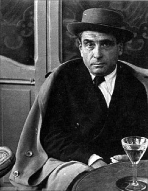 http://laperiodicarevisiondominical.files.wordpress.com/2009/04/reverdy.jpg