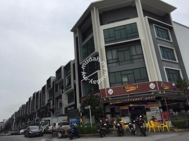 Pejabat Pos Bandar Bukit Puchong  No 1, jalan tpp 1/7, taman industri