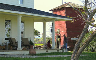 Folk Victorian Farmhouse traditional exterior