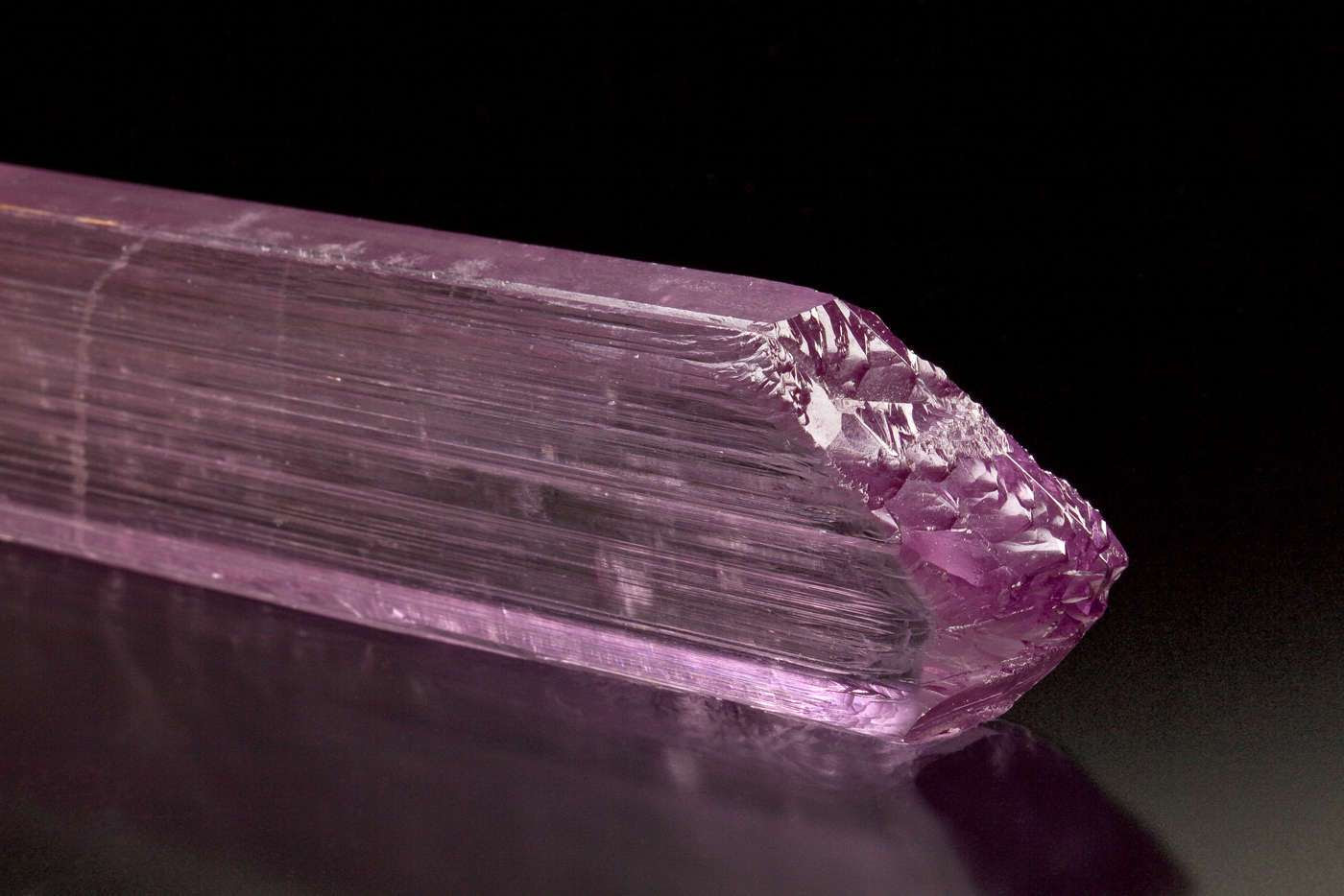 Var Espodumena. Kunzite