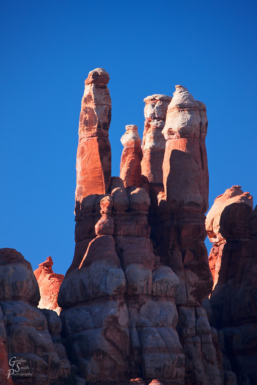 chimney hoodoos in needles devils kitchen devils kitchen hoodoo chimney spires