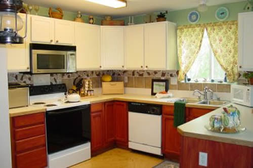 Simple Decoration Of Kitchen