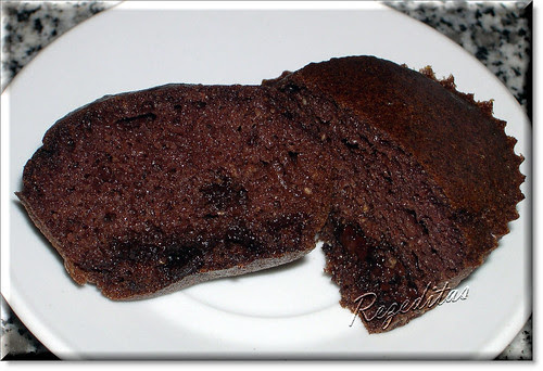 MAGDALENAS INTEGRALES DE CHOCOLATE CON PEPITAS DE CHOCOLATE