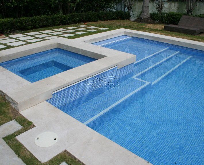 11+ Best Swimming Pool Waterline Tile Ideas for Your Inspiration