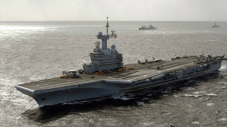 Portaaviones Francés Charles de Gaulle