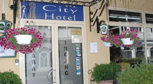 City Hotel - Szálloda