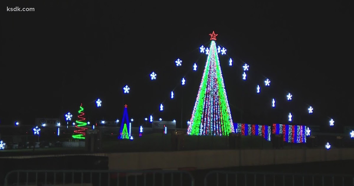 Gateway Race Track Christmas Lights - Christmas Tree 2021