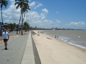Praia de Manaíra, em João Pessoa (PB) (Foto: Krystine Carneiro/G1 PB)