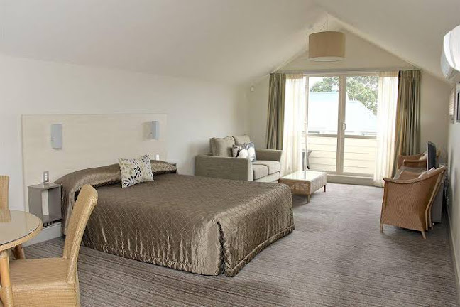 Reviews of Hananui Lodge & Apartments in Russell - Hotel